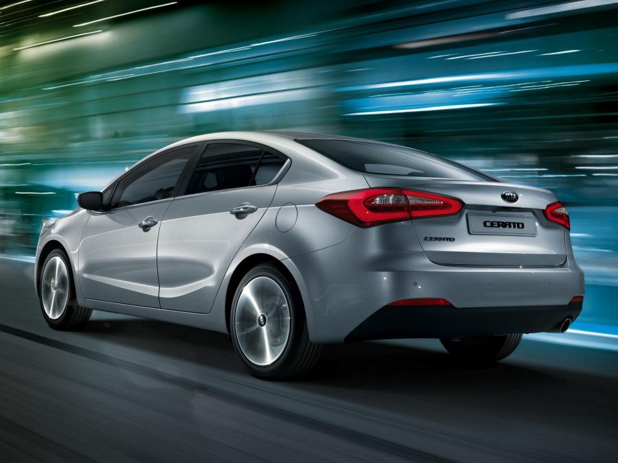  Kia Cerato Sedan 2012 года  (фото 8 из 29)